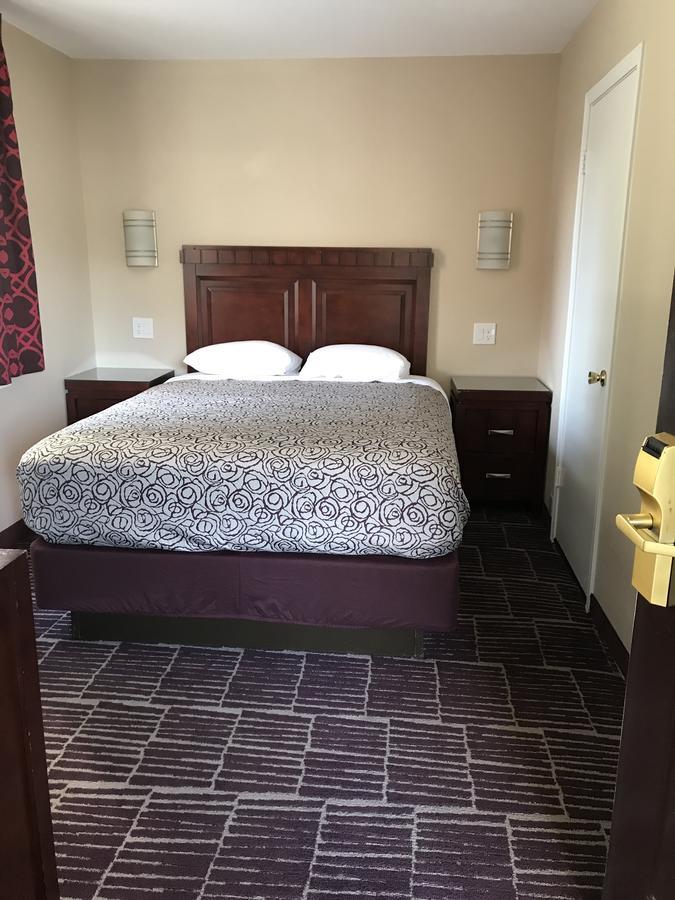 Economy Inn พอร์ตแลนด์ ภายนอก รูปภาพ